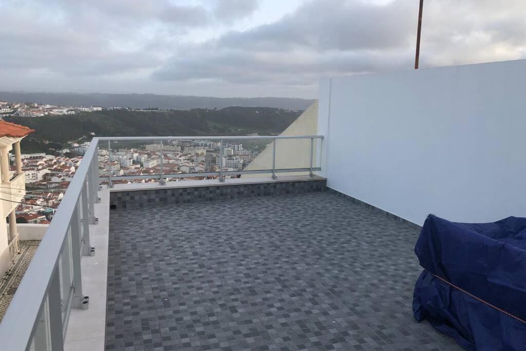 Canelle Apartamento Com Terraco Назаре Екстер'єр фото
